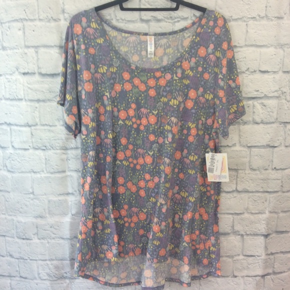 LuLaRoe Tops - Lularoe Classic T - Size 2XL